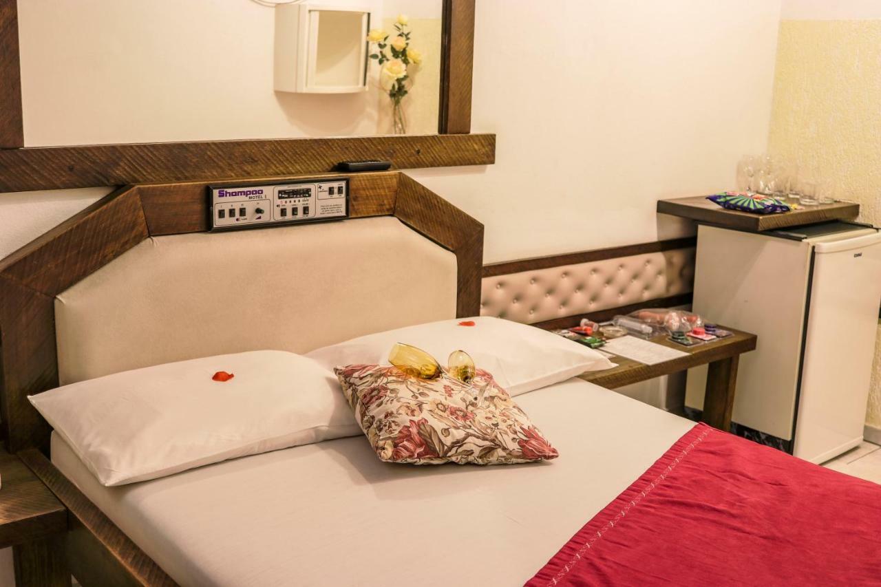 Motel Shampoo (Adults Only) บรุสเก ภายนอก รูปภาพ